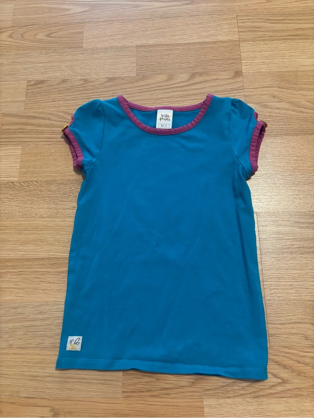 “Wildflower” pinafore dress with matching shirt size 6 in great condition